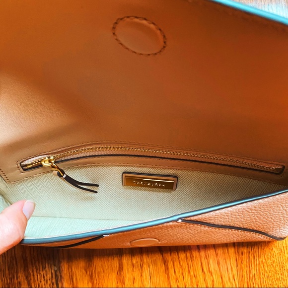 Tory Burch Sand Kira Envelope Clutch - Picture 6 of 7